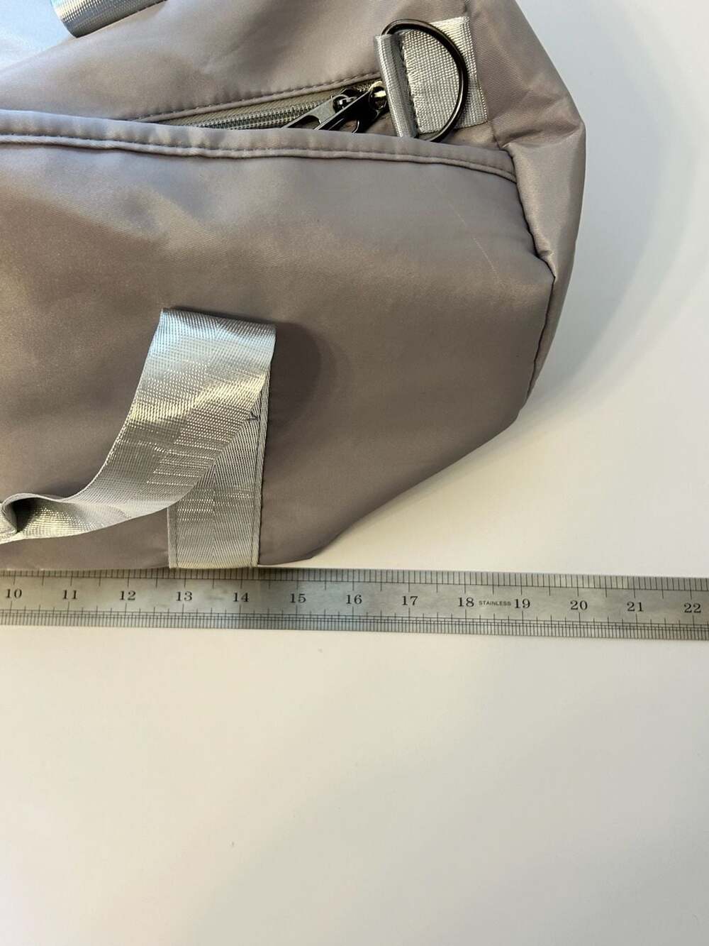 Halara Grey Nylon Gym Duffle Bag with Shoe Compartment - Picture 6 of 9